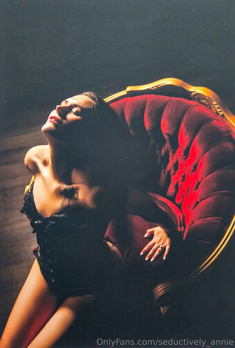 seductively_annie