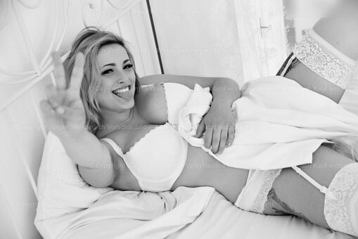 selinaaarw Nude Leaks OnlyFans Photo 14