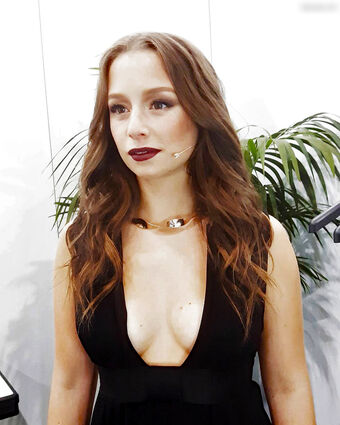 Senta-Sofia Delliponti