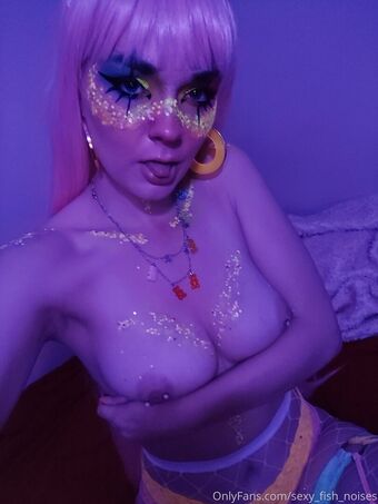 sexy_fish_noises Nude Leaks OnlyFans Photo 11