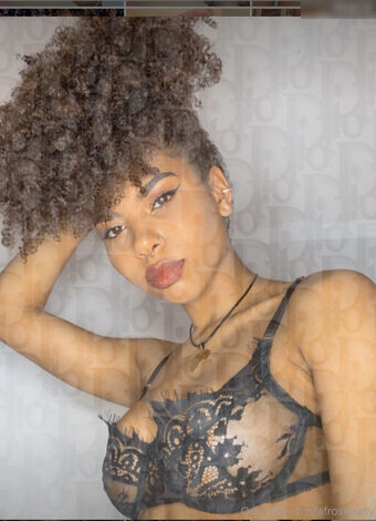 Shania Kraemer Nude Leaks OnlyFans Photo 12