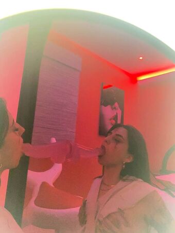 Sharon Goncalves Nude Leaks OnlyFans Photo 17