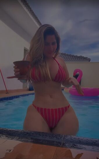 Sheila Barbosa Nude Leaks OnlyFans Photo 15