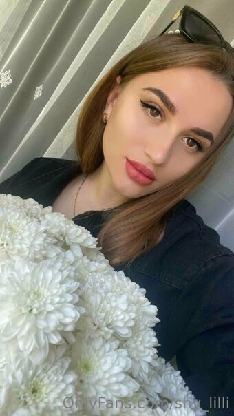 shy_lilli