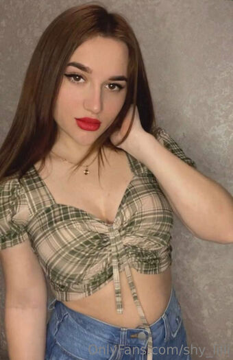 shy_lilli