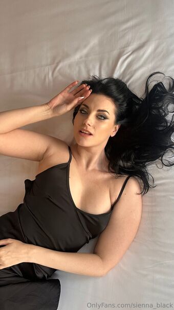 Sienna Black