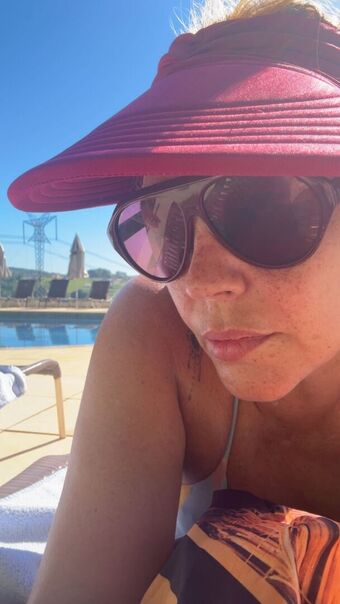 Simony Cantora Nude Leaks OnlyFans Photo 32