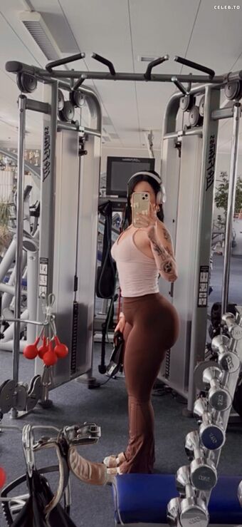 Sinarwtz Nude Leaks OnlyFans Photo 43