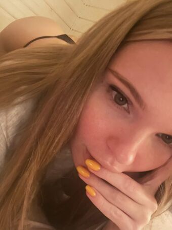 Smekalka Nude Leaks OnlyFans Photo 3