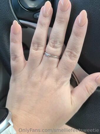 smelliefeetsweetie