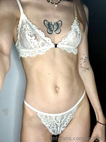 smlgalx Nude Leaks OnlyFans Photo 3