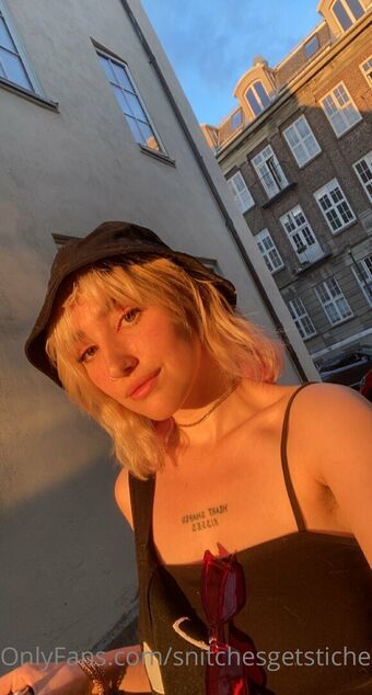 snitchesgetstiches Nude Leaks OnlyFans Photo 47