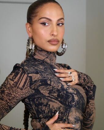 Snoh Aalegra
