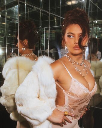 Sofia-jamora