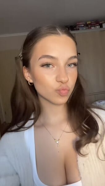 Sofia Pop Nude Leaks OnlyFans Photo 6