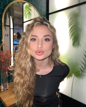 Sofia_surferss