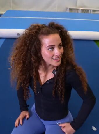Sofie Dossi Nude Leaks OnlyFans Photo 67