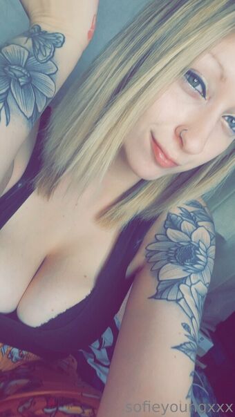 sofieyoungxxx