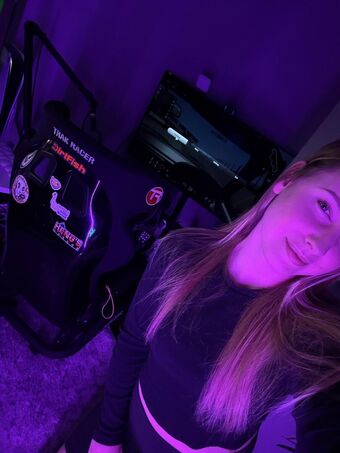 Sonja Reid aka OMGitsfirefoxx Nude Leaks OnlyFans Photo 13