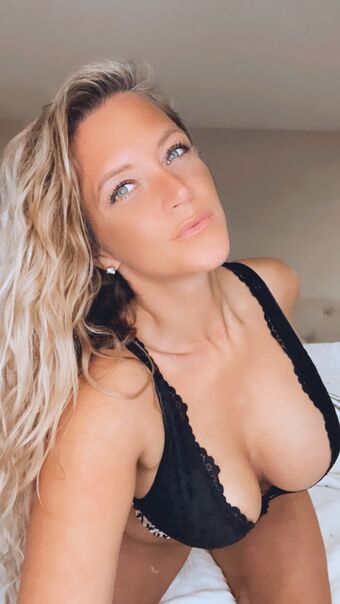 sonnirae Nude Leaks OnlyFans Photo 14