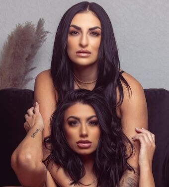 Sonya Deville
