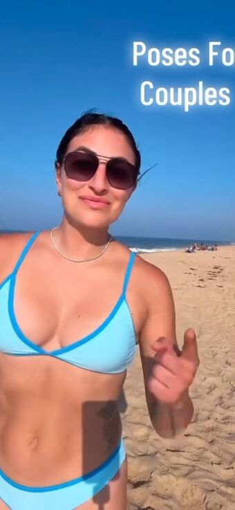 Sonya Deville