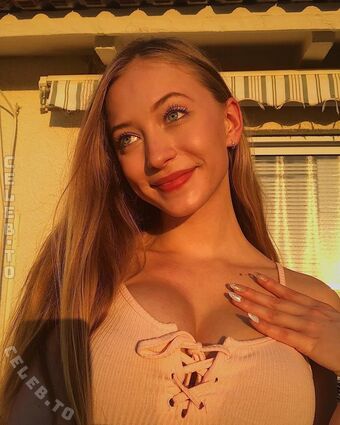 Sophia-diamond Nude Leaks OnlyFans Photo 1106