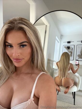 Sophie Aspin Nude Leaks OnlyFans Photo 88