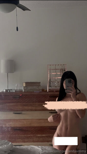 spicyandyummy Nude Leaks OnlyFans Photo 10
