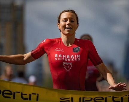 Sportlerinnen deutsch & International