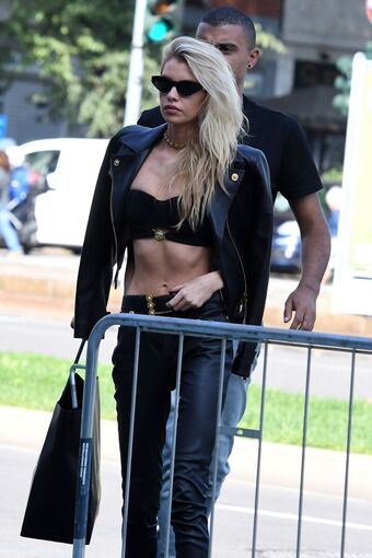 Stella Maxwell
