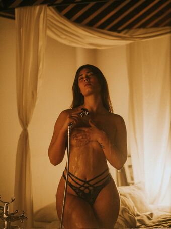 stephaniegnzalez / Estefanía González