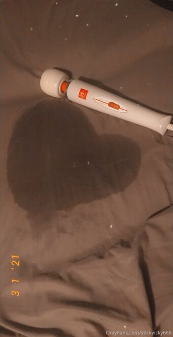 stickyicky666