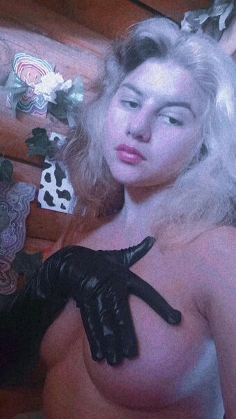 StrangeRabbit Nude Leaks OnlyFans Photo 4