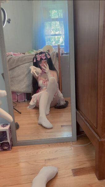 Strawbemees Nude Leaks OnlyFans Photo 13