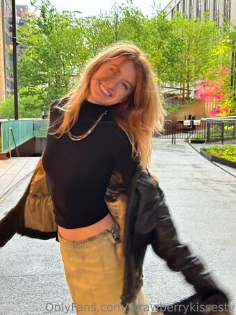 strawberrykissestv