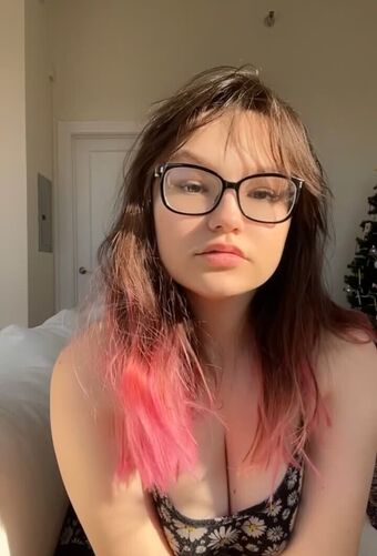 Strawbre Nude Leaks OnlyFans Photo 29