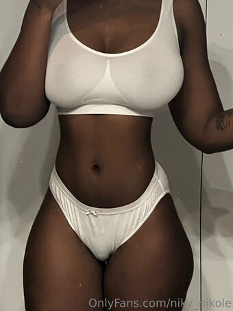 Studyniky Nude Leaks OnlyFans Photo 4