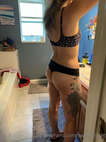 swingingset Nude Leaks OnlyFans Photo 39