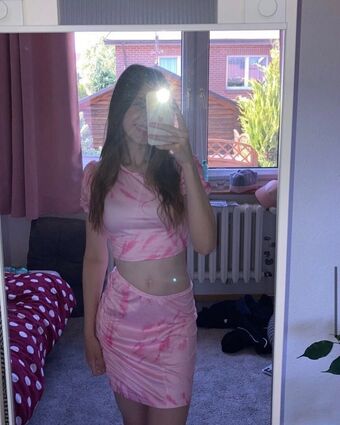 Sxrxhlea Nude Leaks OnlyFans Photo 22