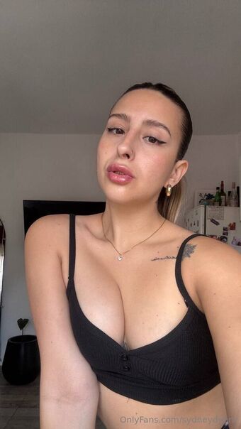 sydneydyerx Nude Leaks OnlyFans Photo 47