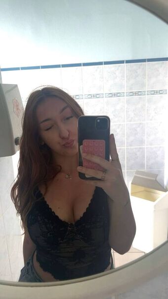 Sznchqt Nude Leaks OnlyFans Photo 21