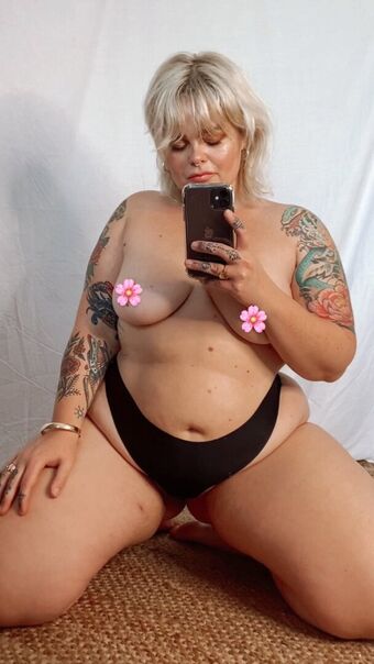 Tallulah Moon Nude Leaks OnlyFans Photo 9