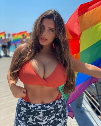 Tami Bar