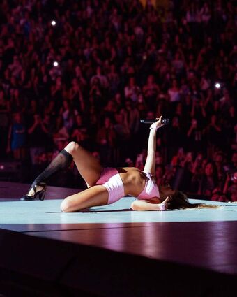 Tate McRae Nude Leaks OnlyFans Photo 947