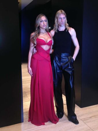 Tate McRae Nude Leaks OnlyFans Photo 1219