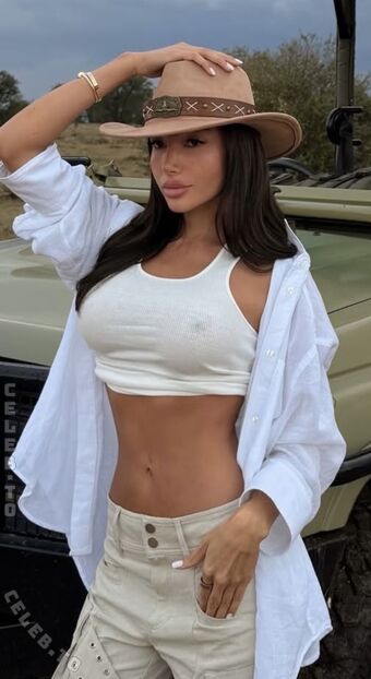 Tatum Sara
