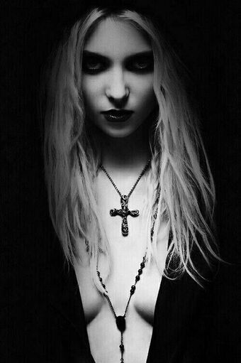 Taylor Momsen Nude Leaks OnlyFans Photo 526