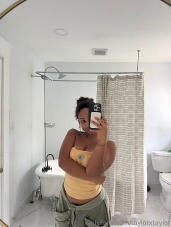taylorxtaylor Nude Leaks OnlyFans Photo 22