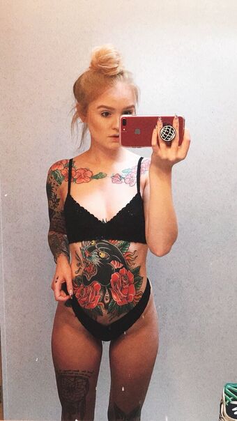 Taysux // Taylor Haugen // miller white